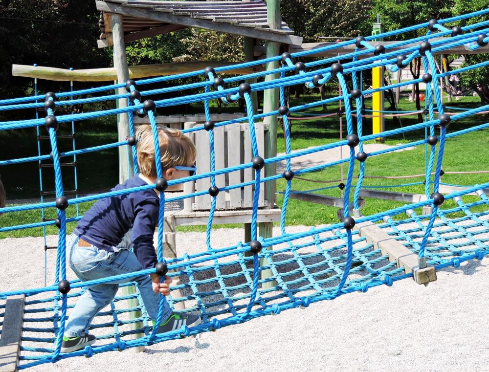 sommer-am-spielplatz-sollenau-starlights in the kitchen-die kleine botin-2